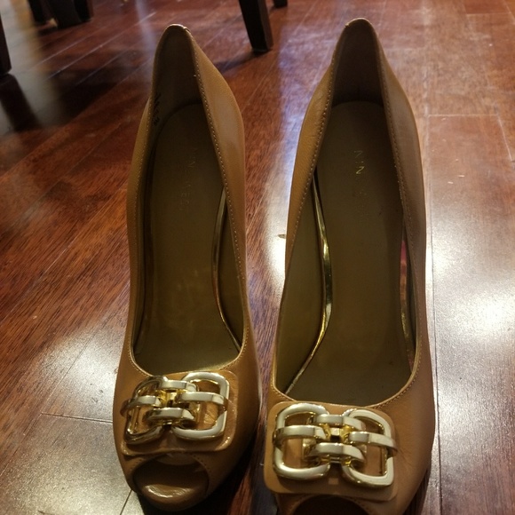 Women's Peep Toe pump - Picture 2 of 2